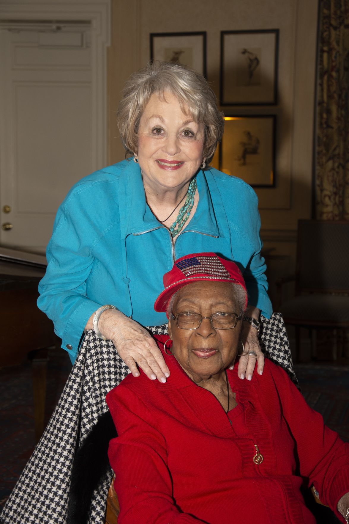 Alice Handelman, Dr. Katie Wright